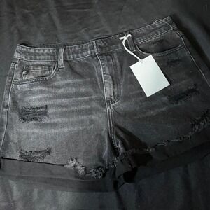 Black denim shorts Juniors‎ Size 11 NWT